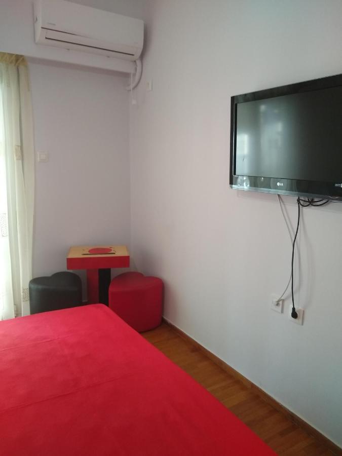 Acropolis Within 10 Minutes Walk! Classical Apartment And A Hostess At Your Side! Athen Exterior foto